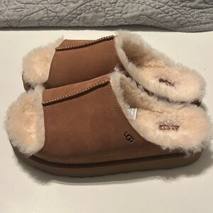 UGG Women’s Greenport Slide - Tan